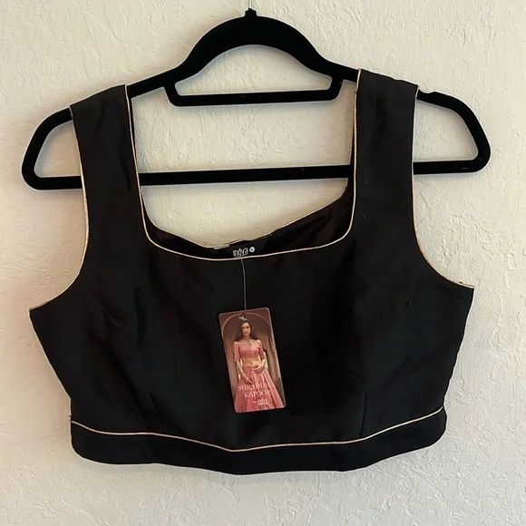 Black Square Neck Crop Top - Picture 1 of 6